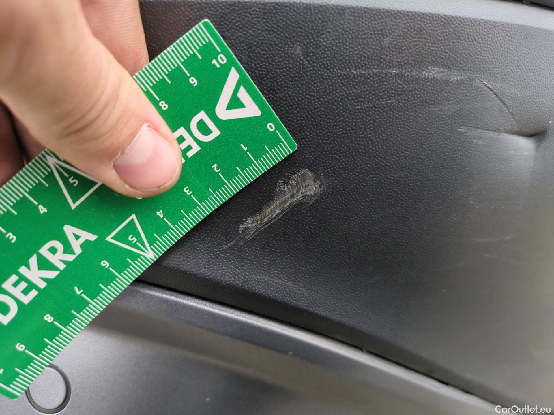  Volkswagen  Tiguan VOLKSWAGEN  Allspace / 2017 / 5P / SUV 2.0 TDI 150 DSG7 Carat Exclusive 4Motion #69