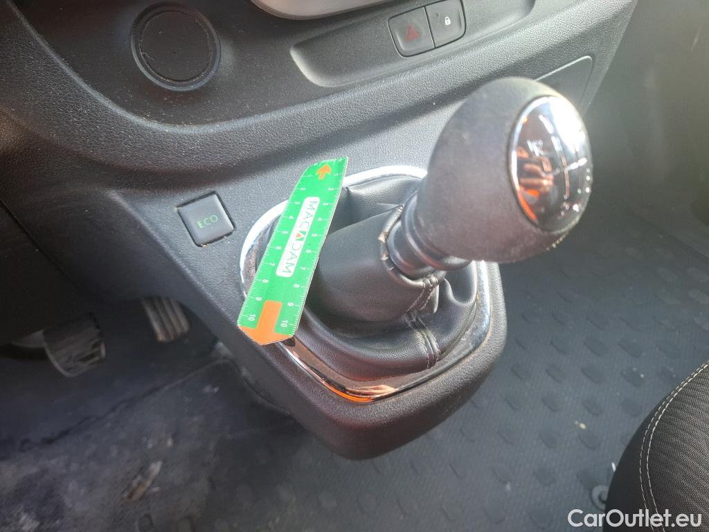  Renault  Trafic  Furgon Grand Confort L1H1 1200 1.6 dCi 125CV BVM6 E6 #18