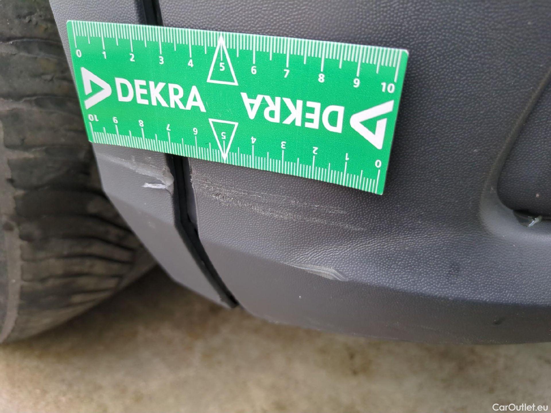  Volkswagen  Tiguan VOLKSWAGEN  Allspace / 2017 / 5P / SUV 2.0 TDI 150 DSG7 Carat Exclusive 4Motion #50