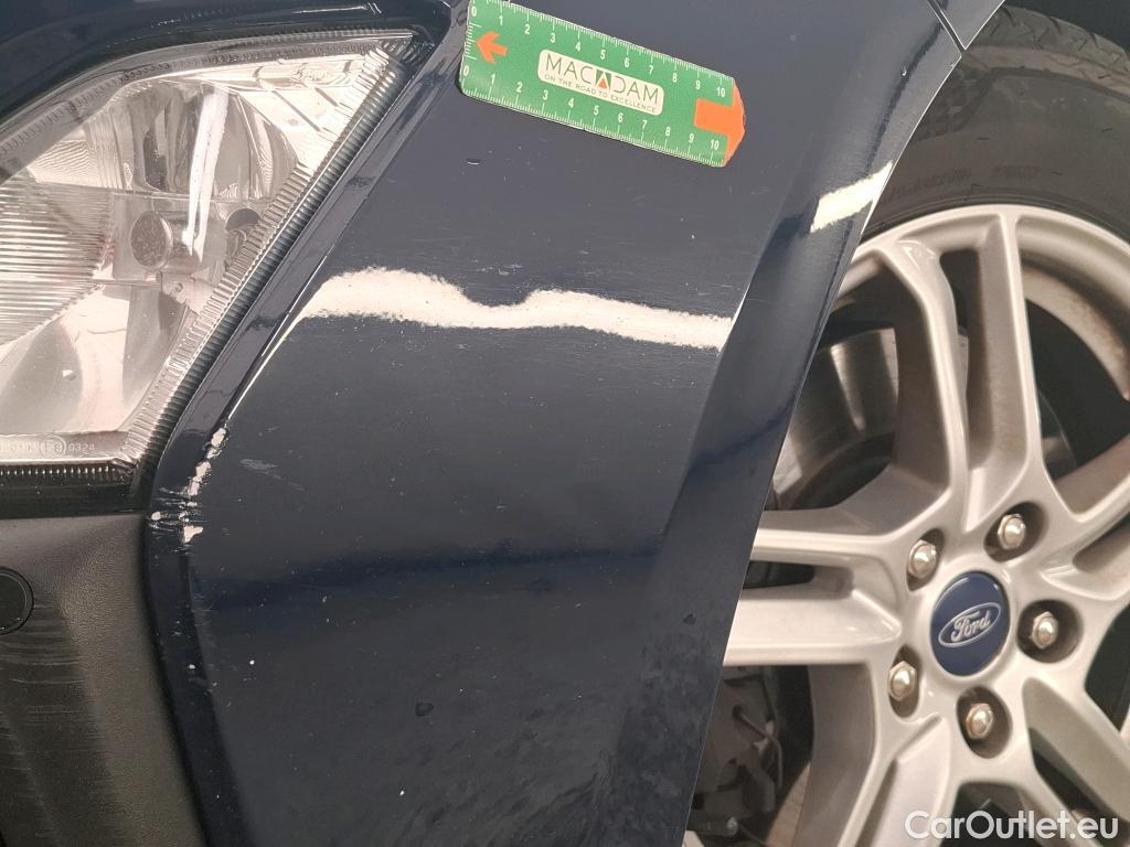  Ford  Focus FORD  SW / 2018 / 5P / Break SW - 1.5 EcoBlue 120 auto Trend Business #2