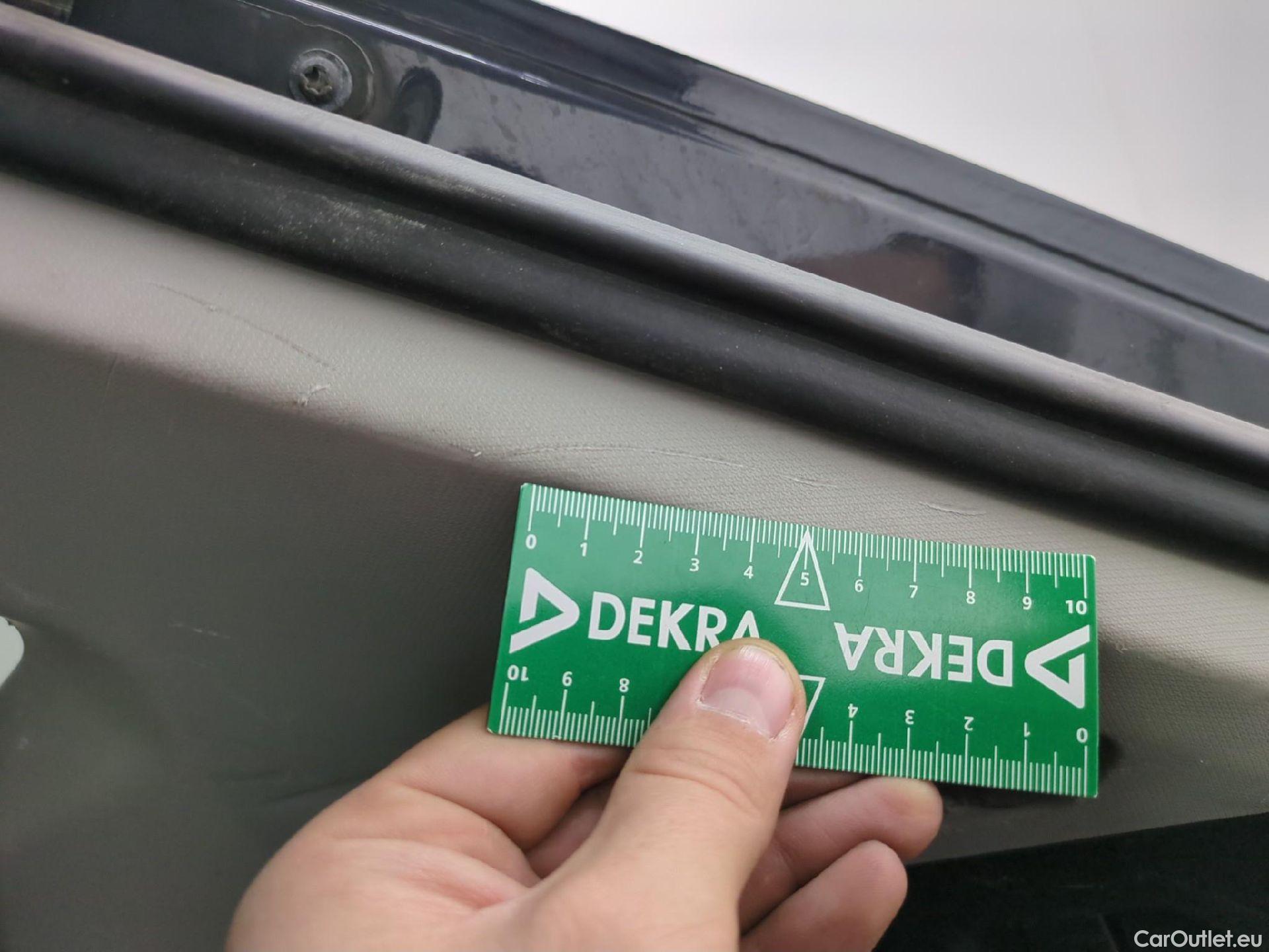  Volkswagen  Tiguan VOLKSWAGEN  Allspace / 2017 / 5P / SUV 2.0 TDI 150 DSG7 Carat Exclusive 4Motion #13