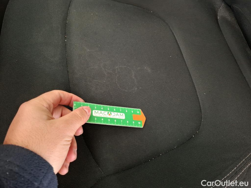  Renault  Captur RENAULT  5p Crossover Business ENERGY dCi 90 / TRANSFO VP VF #36