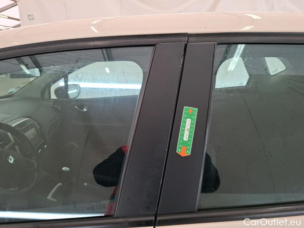  Renault  Captur RENAULT  5p Crossover Business ENERGY dCi 90 / TRANSFO VP VF #33