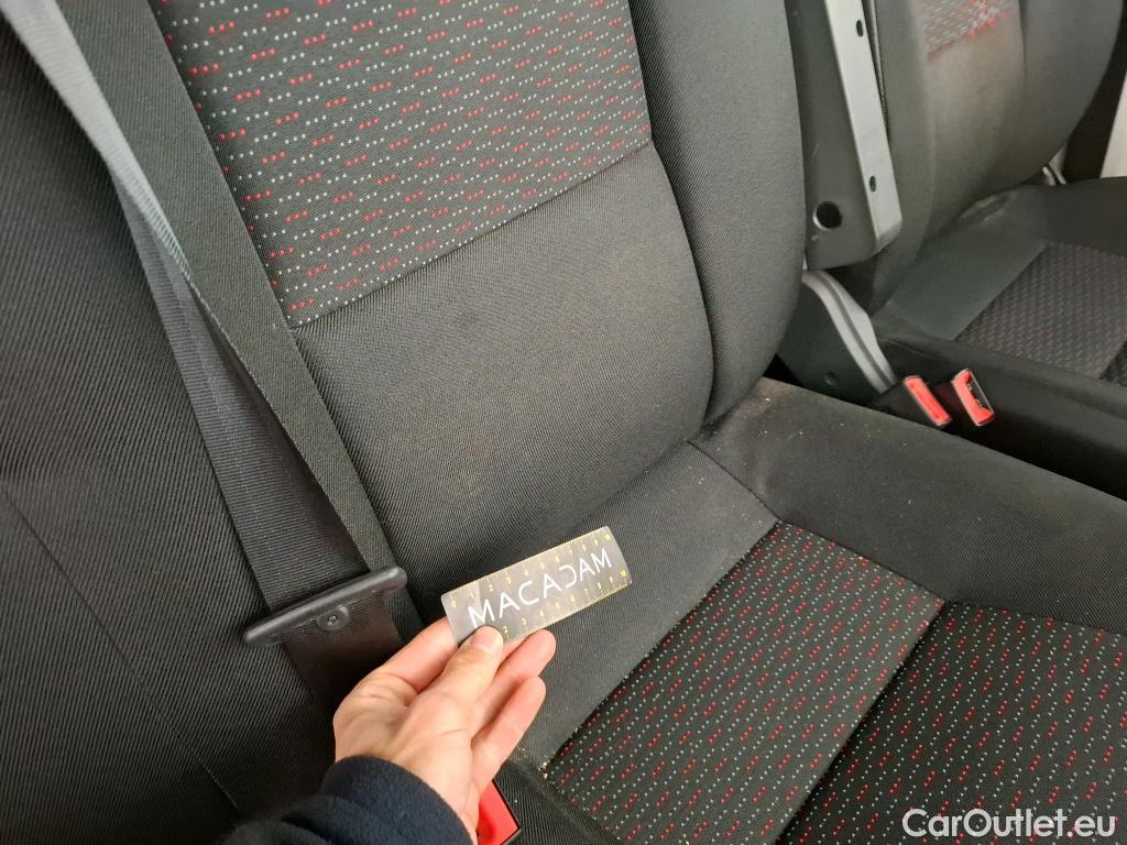  Peugeot  Boxer  Fourgon Surélevé 333 L2H2 Asphalt BlueHDi 140 Stop&Start 140CV BVM6 #29