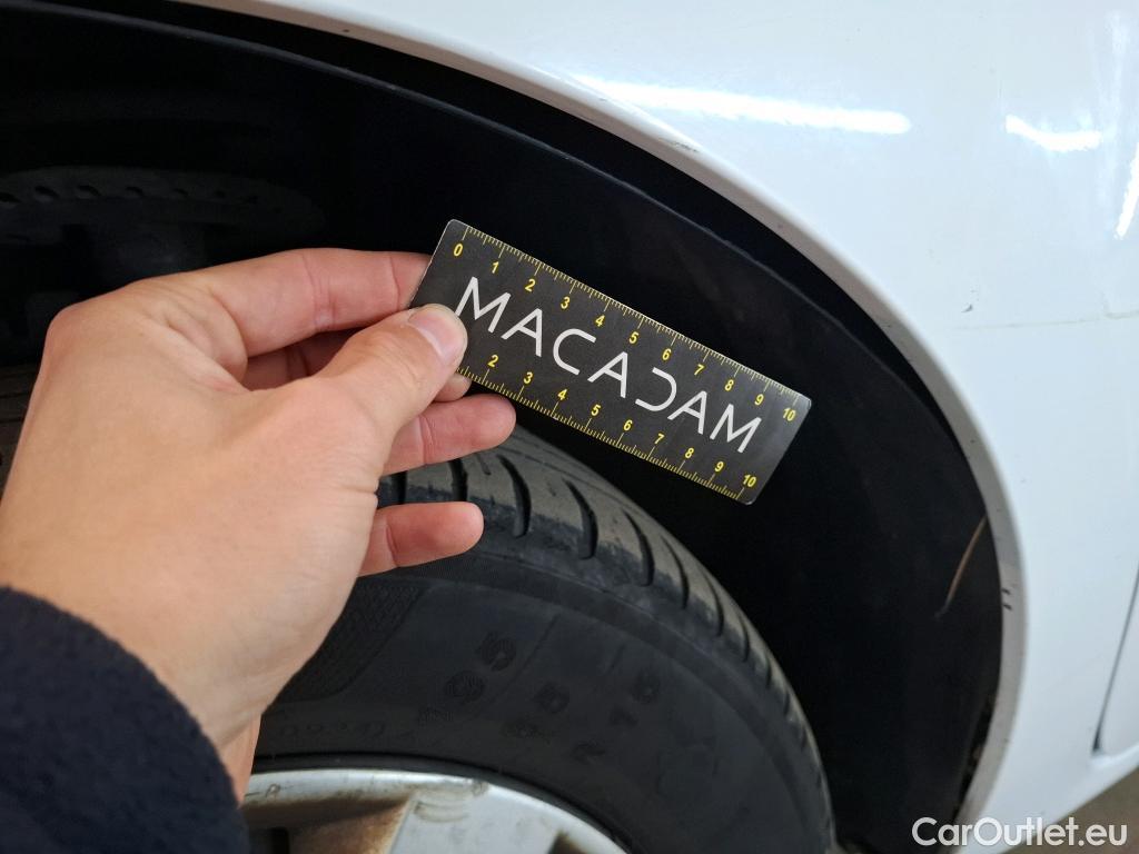  Renault  Kangoo  Express Maxi Extra (Série Spéciale) 1.5 dCi 90CV BVM5 E6 #47