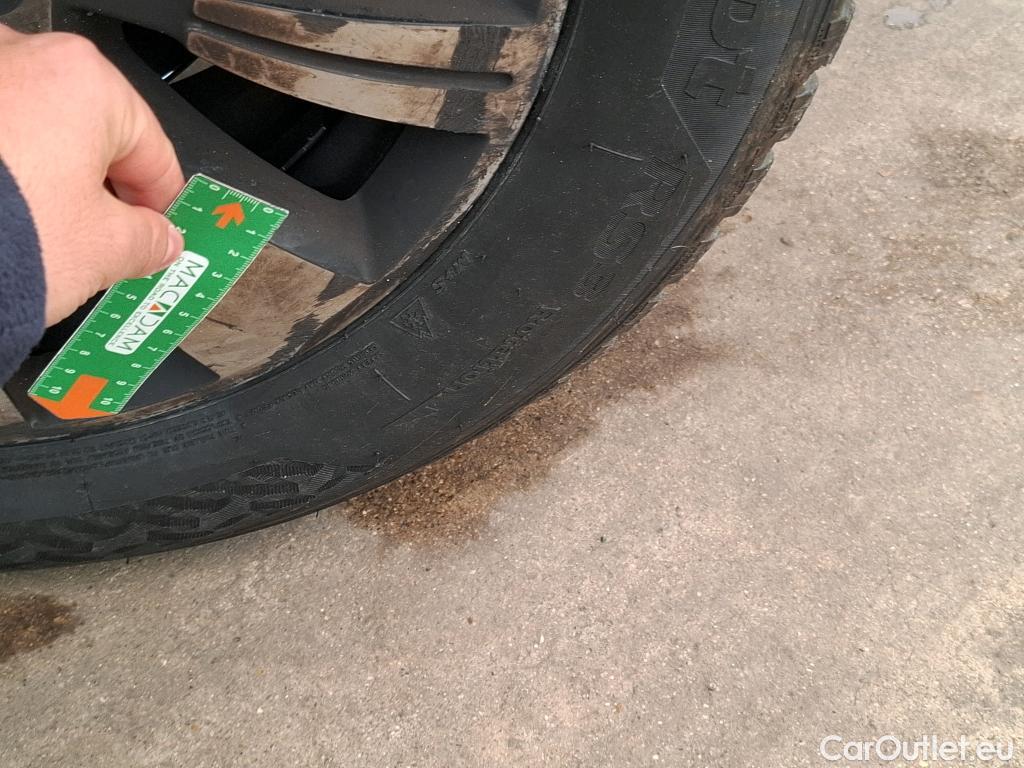  Renault  Captur RENAULT  5p Crossover Business ENERGY dCi 90 / TRANSFO VP VF #23