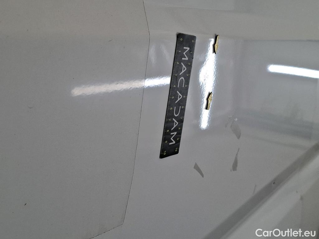  Peugeot  Boxer  Fourgon Surélevé 333 L2H2 Asphalt BlueHDi 140 Stop&Start 140CV BVM6 #40