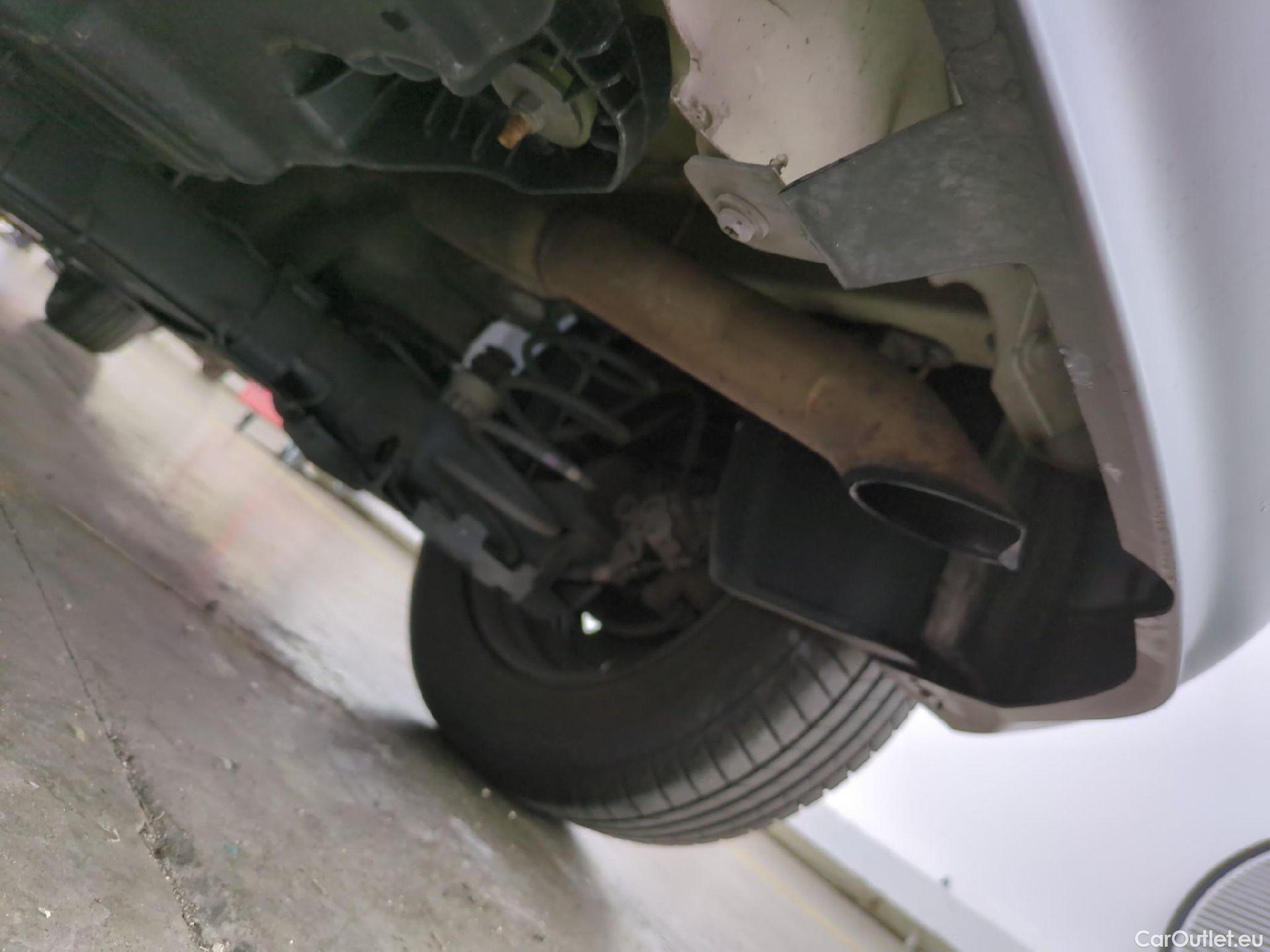  Citroen  C3  Société Feel 1.5 BlueHDI 100CV BVM5 E6dT #35