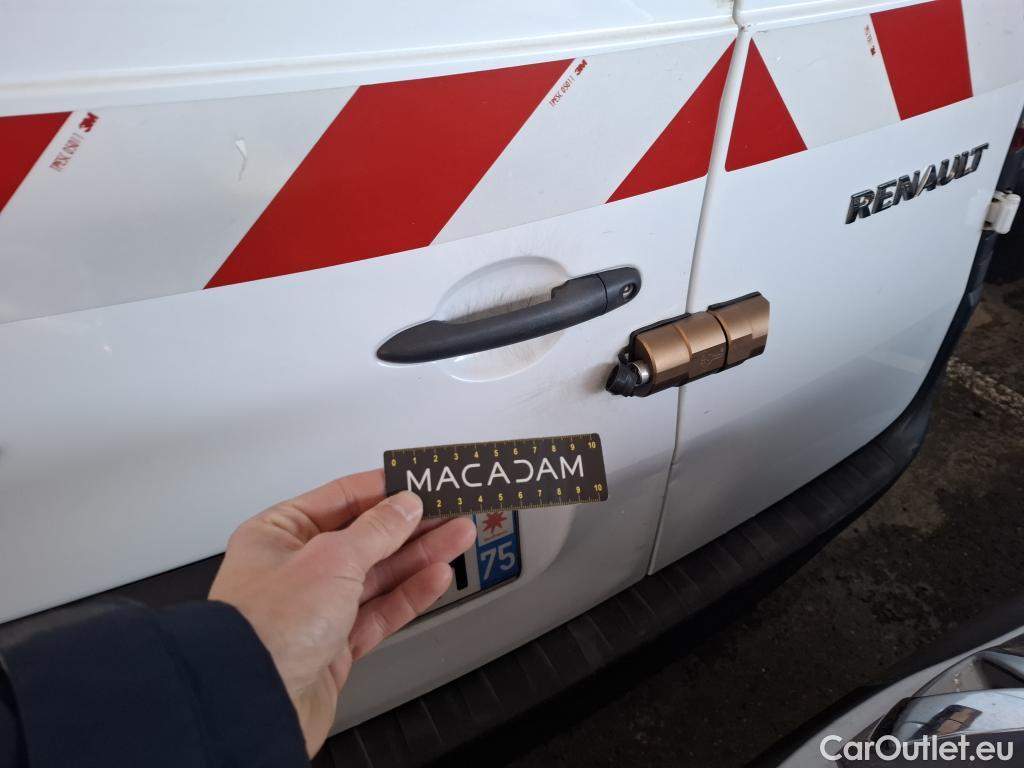  Renault  Kangoo  Express Maxi Extra (Série Spéciale) 1.5 dCi 90CV BVM5 E6 #40