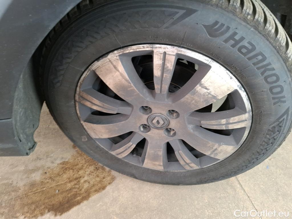  Renault  Captur RENAULT  5p Crossover Business ENERGY dCi 90 / TRANSFO VP VF #26