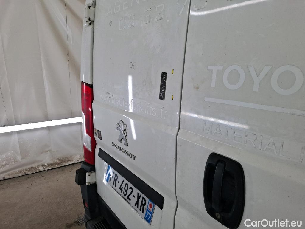  Peugeot  Boxer  Fourgon Surélevé 333 L2H2 Asphalt BlueHDi 140 Stop&Start 140CV BVM6 #9