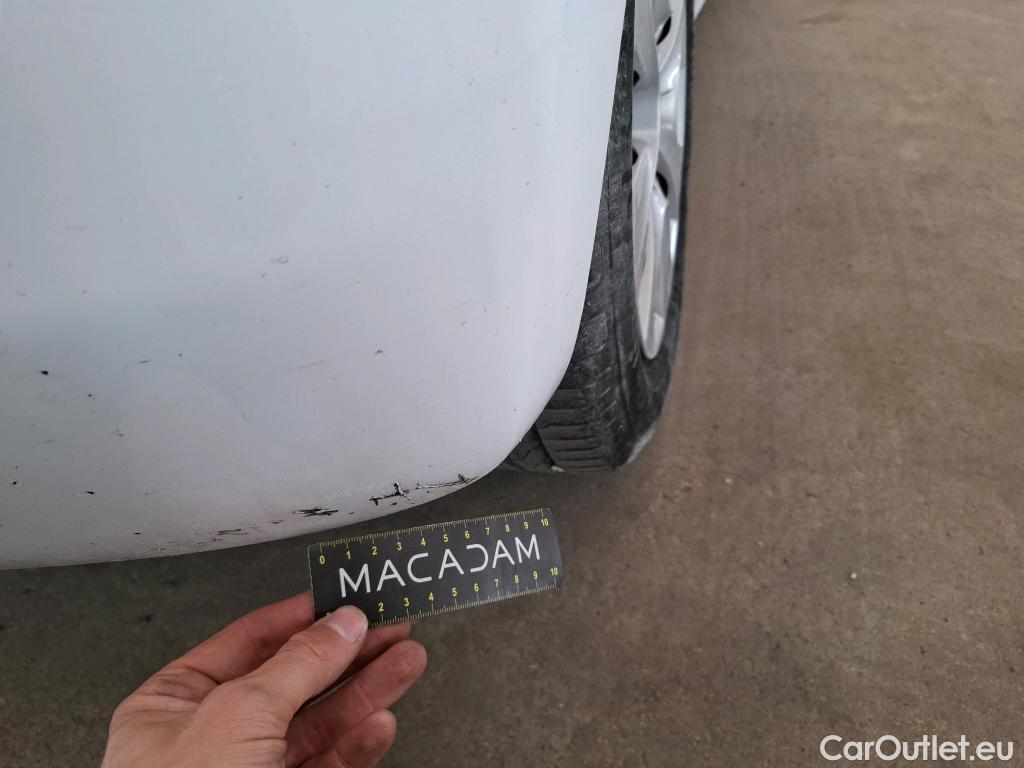  Peugeot  208 PEUGEOT  Affaire VU 5p Berline 1.4 HDI PACK CD CLIM #11