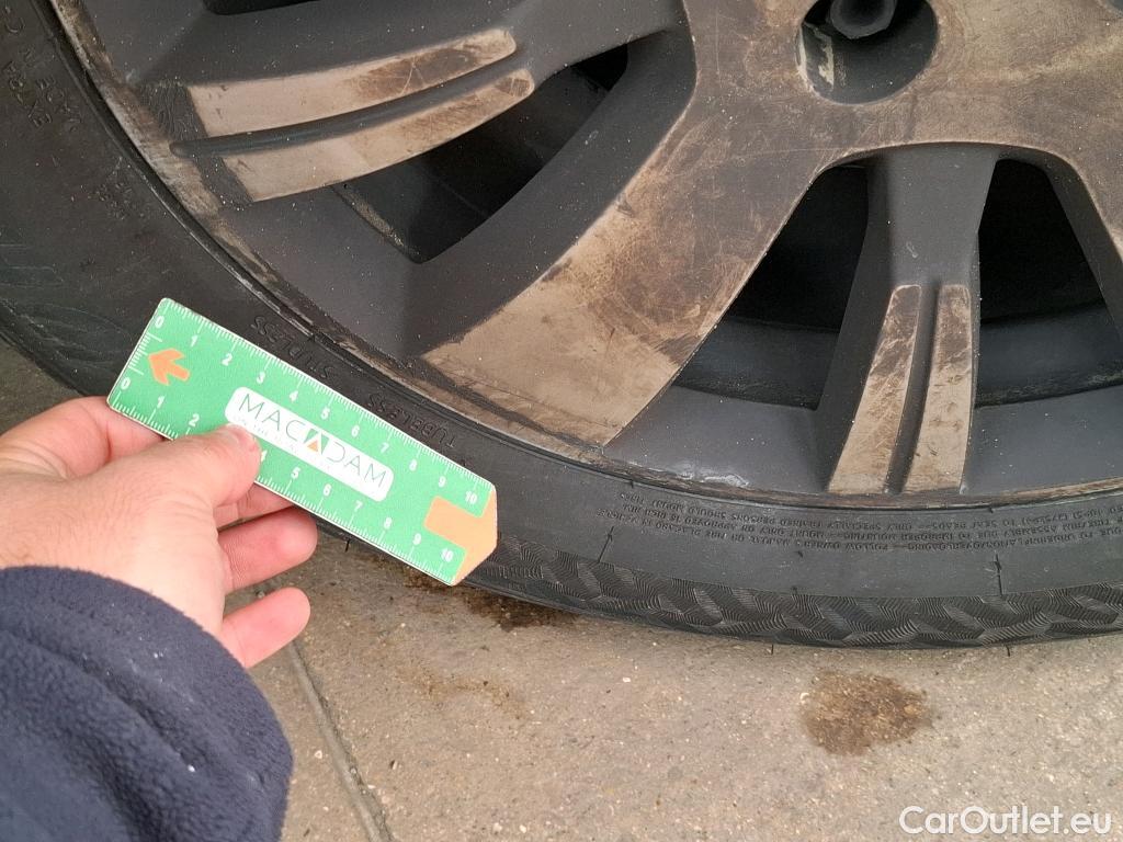  Renault  Captur RENAULT  5p Crossover Business ENERGY dCi 90 / TRANSFO VP VF #24