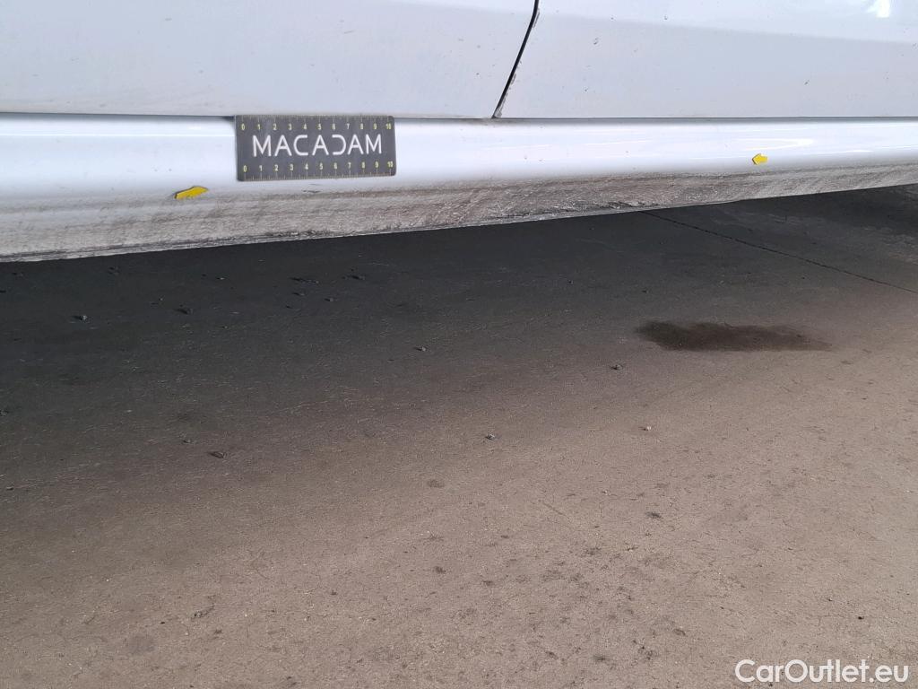  Peugeot  208 PEUGEOT  Affaire VU 5p Berline 1.4 HDI PACK CD CLIM #22