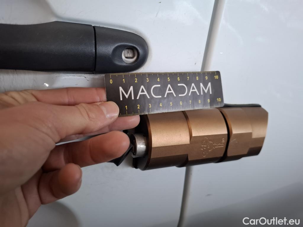  Renault  Kangoo  Express Maxi Extra (Série Spéciale) 1.5 dCi 90CV BVM5 E6 #41