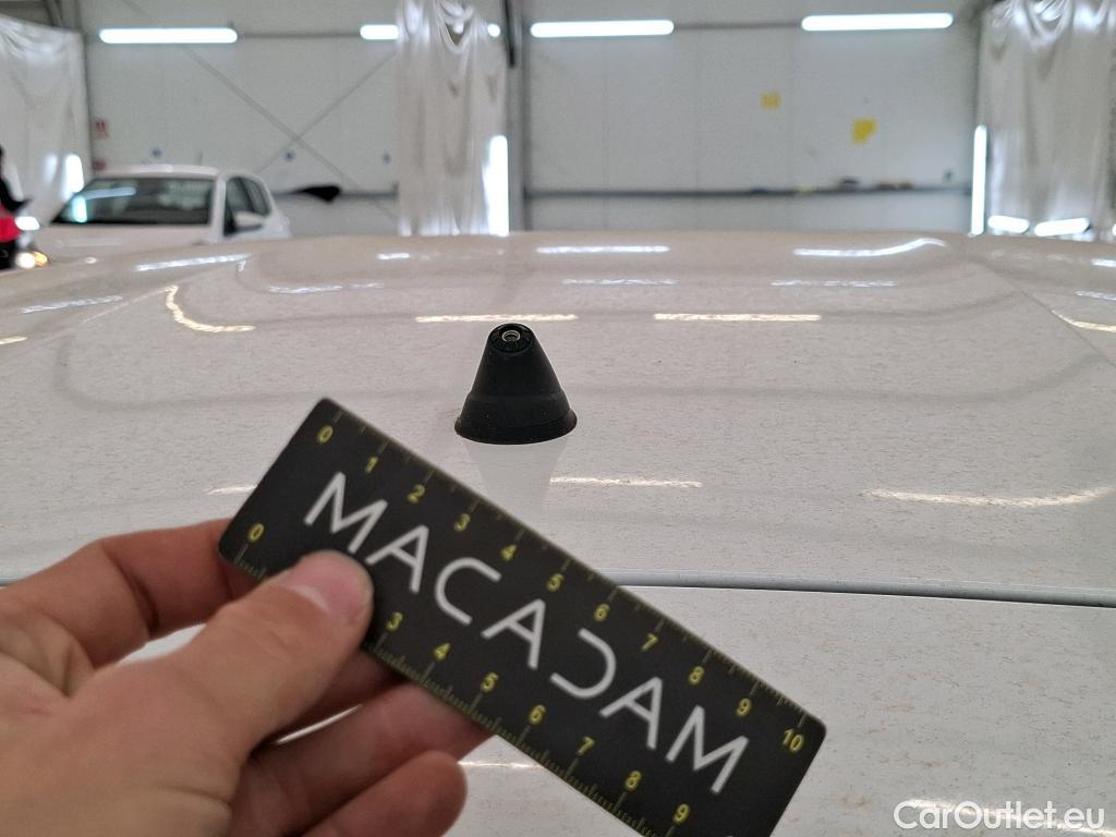  Peugeot  208 PEUGEOT  Affaire VU 5p Berline 1.4 HDI PACK CD CLIM #62