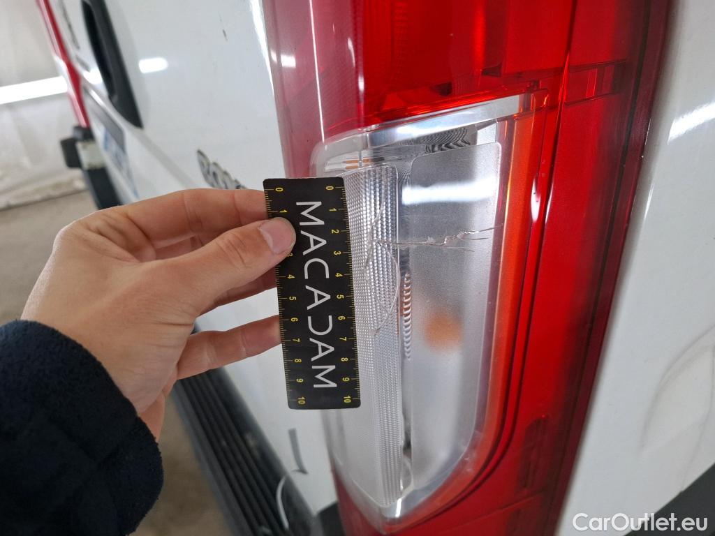  Peugeot  Boxer  Fourgon Surélevé 333 L2H2 Asphalt BlueHDi 140 Stop&Start 140CV BVM6 #8