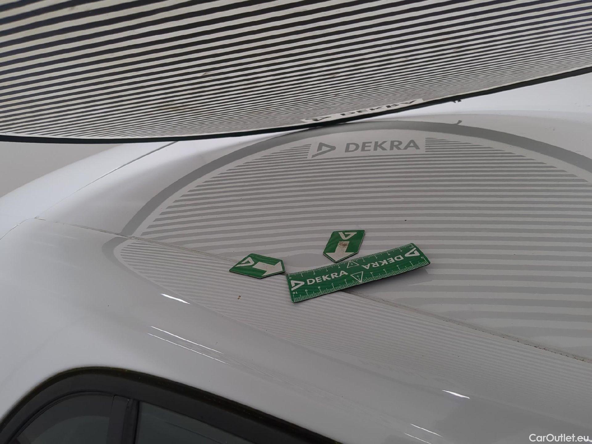  Renault  Megane  IV Berline 5pt. Société Air Nav 1.5 dCi 90CV BVM6 E6 #3