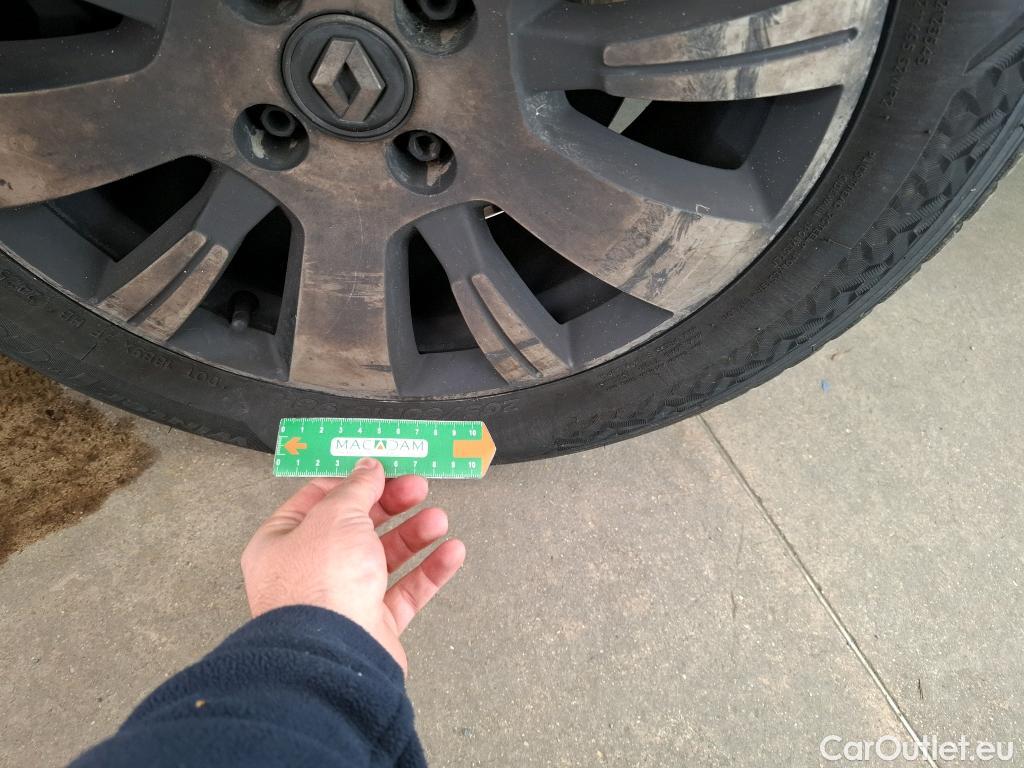  Renault  Captur RENAULT  5p Crossover Business ENERGY dCi 90 / TRANSFO VP VF #31