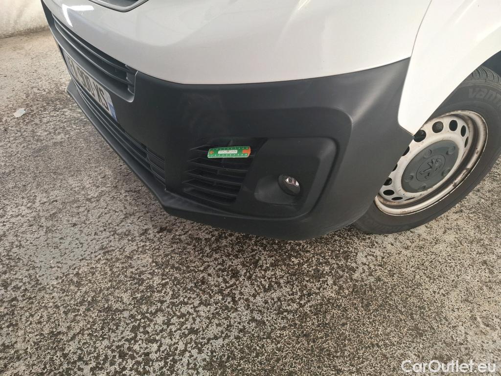  Peugeot  Expert PEUGEOT  VU 4p Fourgon BLUEHDI 120 S&S STANDARD PREMIUM PA #9