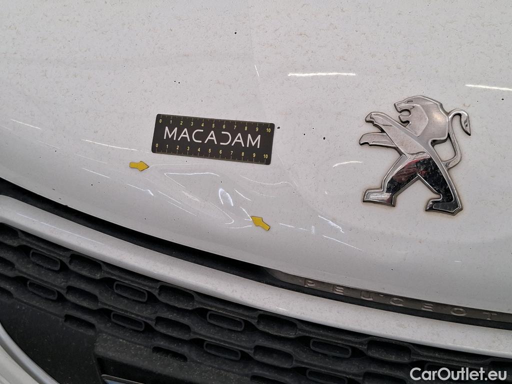  Peugeot  208 PEUGEOT  Affaire VU 5p Berline 1.4 HDI PACK CD CLIM #13