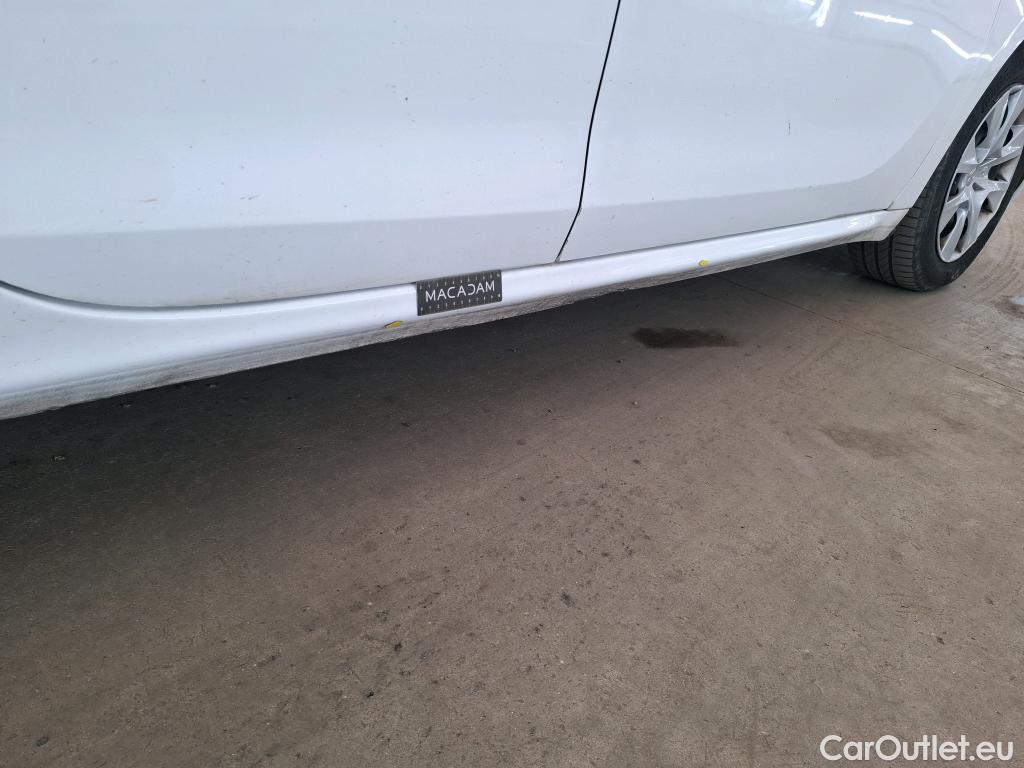  Peugeot  208 PEUGEOT  Affaire VU 5p Berline 1.4 HDI PACK CD CLIM #20