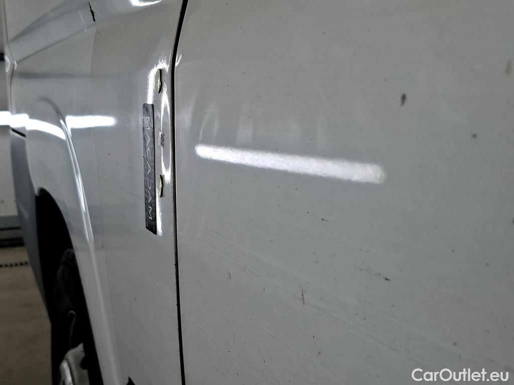  Peugeot  Boxer  Fourgon Surélevé 333 L2H2 Asphalt BlueHDi 140 Stop&Start 140CV BVM6 #20