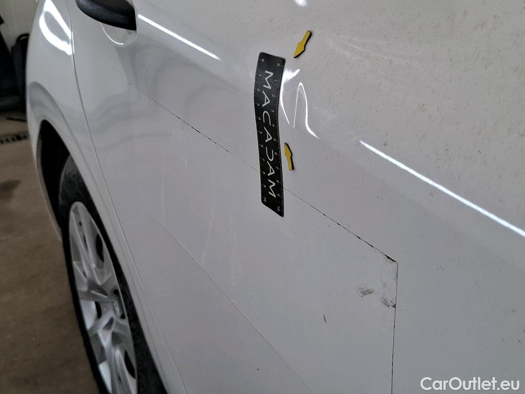  Peugeot  208 PEUGEOT  Affaire VU 5p Berline 1.4 HDI PACK CD CLIM #31