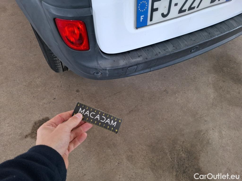  Renault  Kangoo  Express Maxi Extra (Série Spéciale) 1.5 dCi 90CV BVM5 E6 #76