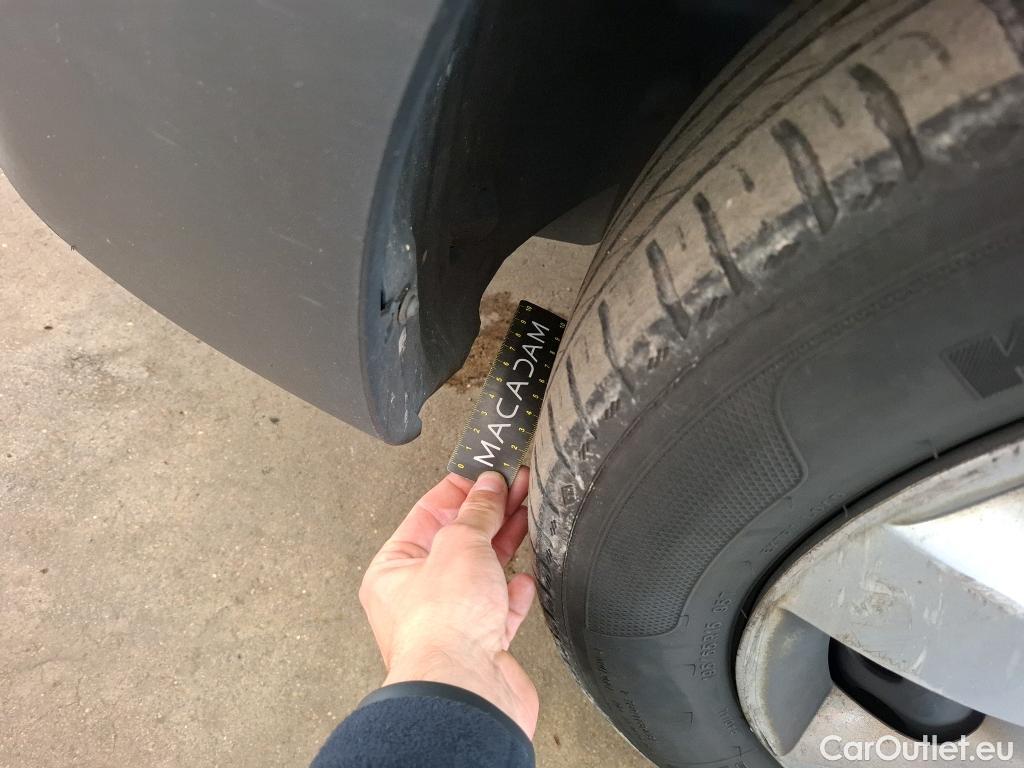  Renault  Kangoo  Express Maxi Extra (Série Spéciale) 1.5 dCi 90CV BVM5 E6 #46