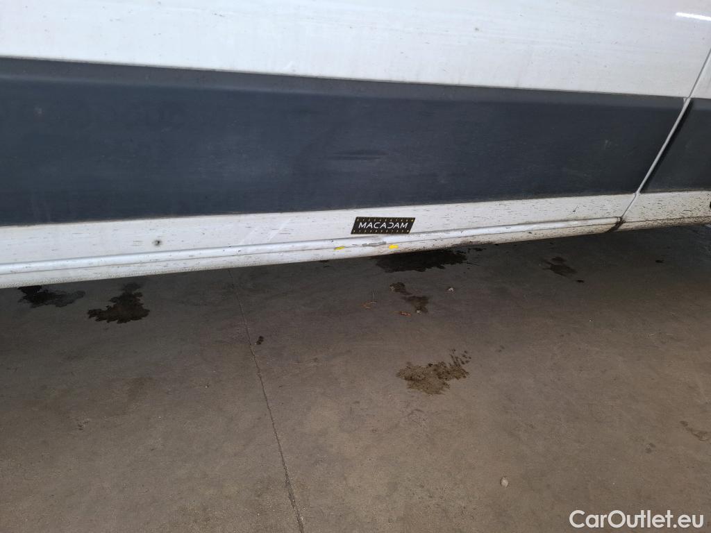  Peugeot  Boxer  Fourgon Surélevé 333 L2H2 Asphalt BlueHDi 140 Stop&Start 140CV BVM6 #11