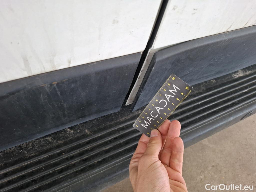  Peugeot  Boxer  Fourgon Surélevé 333 L2H2 Asphalt BlueHDi 140 Stop&Start 140CV BVM6 #16