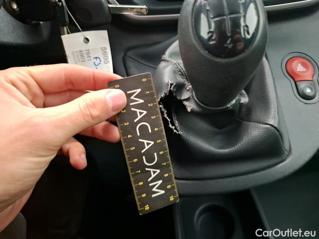  Renault  Kangoo  Express Maxi Extra (Série Spéciale) 1.5 dCi 90CV BVM5 E6 #79