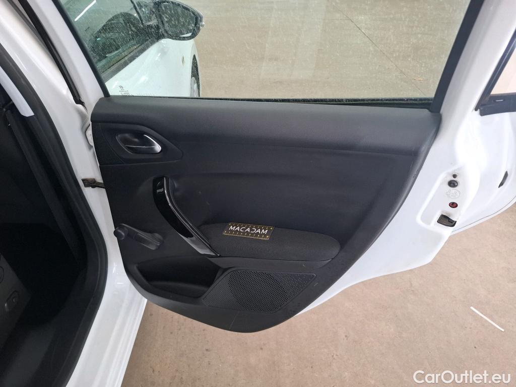  Peugeot  208 PEUGEOT  Affaire VU 5p Berline 1.4 HDI PACK CD CLIM #44