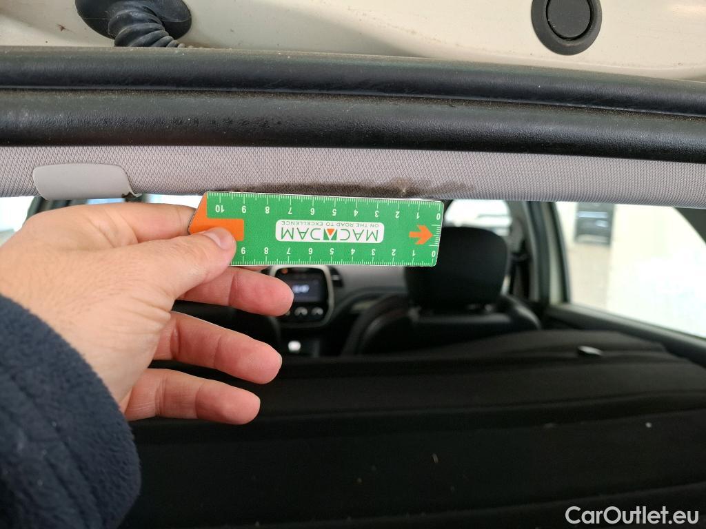  Renault  Captur RENAULT  5p Crossover Business ENERGY dCi 90 / TRANSFO VP VF #39