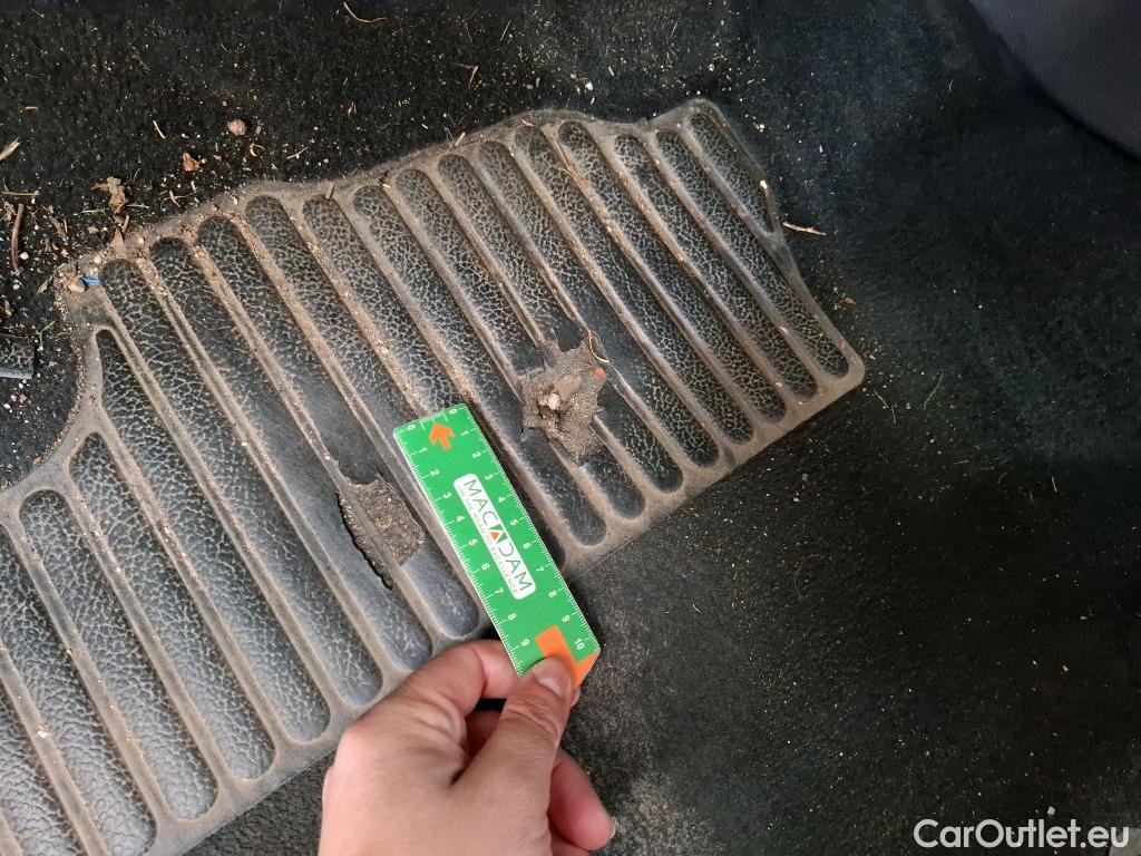  Renault  Captur RENAULT  5p Crossover Business ENERGY dCi 90 / TRANSFO VP VF #7