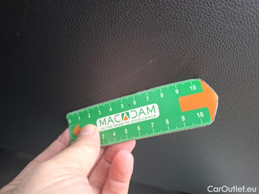  Renault  Master  III Fourgon L2H2 3 5 Grand Confort dCi 135CV BVM6 E6dT #9