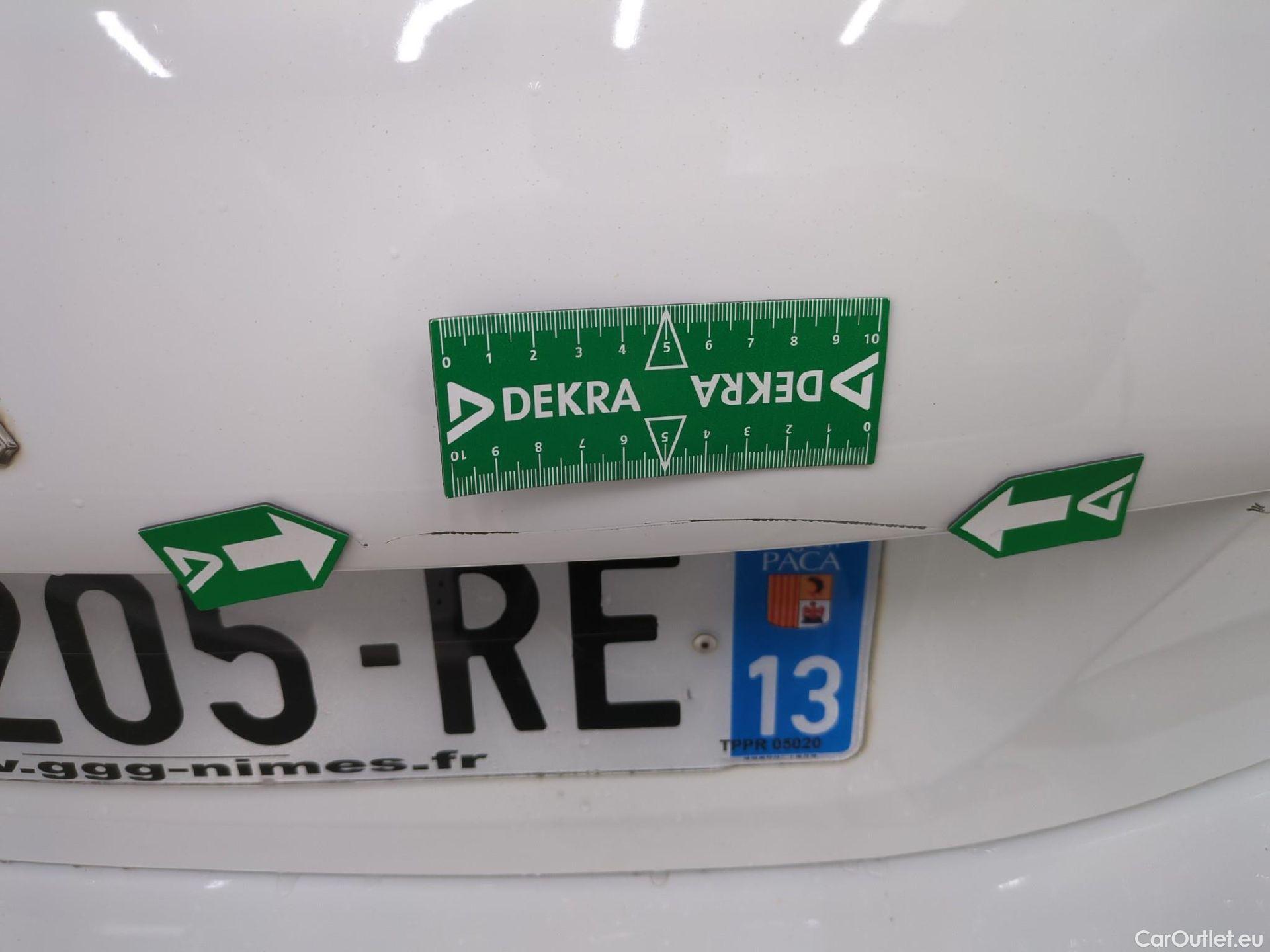  Peugeot  208  Affaire Premium 1.6 HDi 75CV BVM5 E6 #33