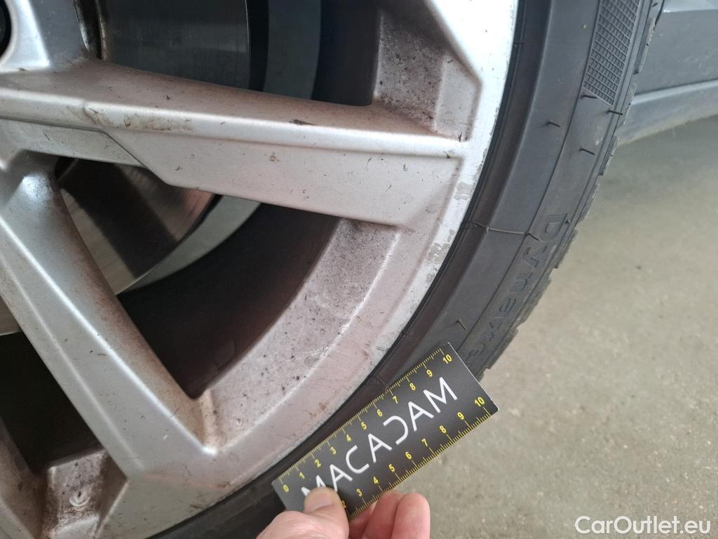  Audi  A3 AUDI  Sportback / 2020 / 5P / Berline 40 TFSI e 204 S Tronic Business Line #4