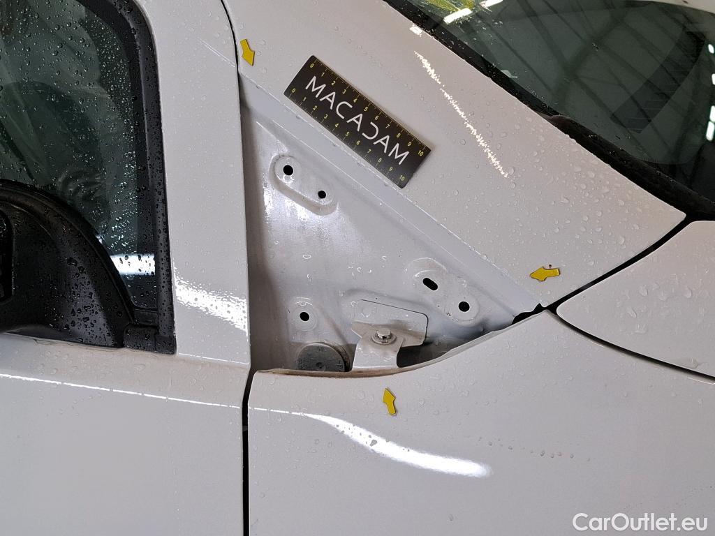  Citroen  Berlingo  Fourgon Club M 1000 1.5 BlueHDi 130CV BVA8 E6dT #2