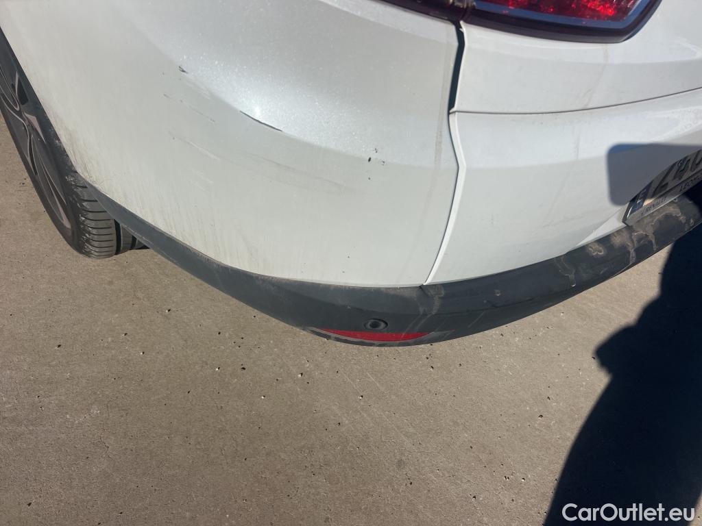  Renault  Megane RENAULT MÉGANE 5p 3G familiar Sp. Tou. Bose Energy dCi 130 S&S Euro 6 #39