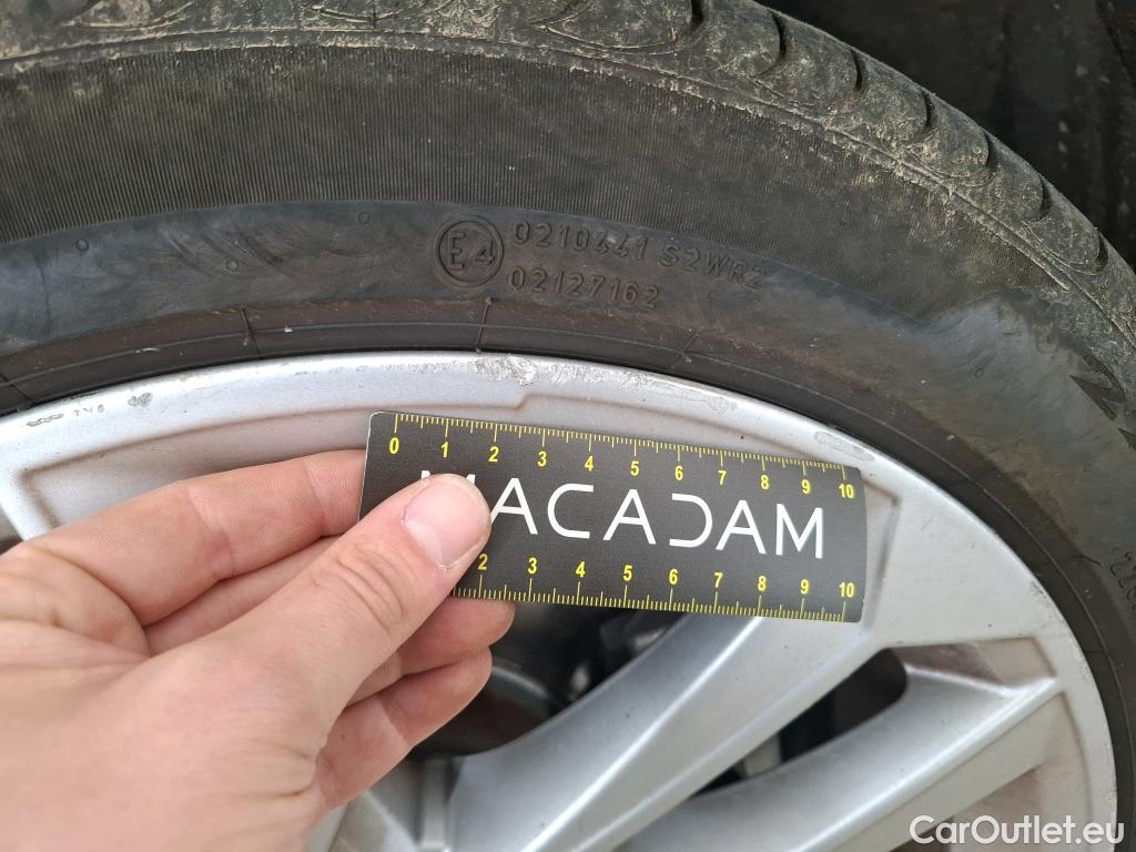  Audi  A3 AUDI  Sportback / 2020 / 5P / Berline 40 TFSI e 204 S Tronic Business Line #39