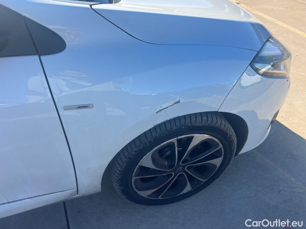  Renault  Megane RENAULT MÉGANE 5p 3G familiar Sp. Tou. Bose Energy dCi 130 S&S Euro 6 #8