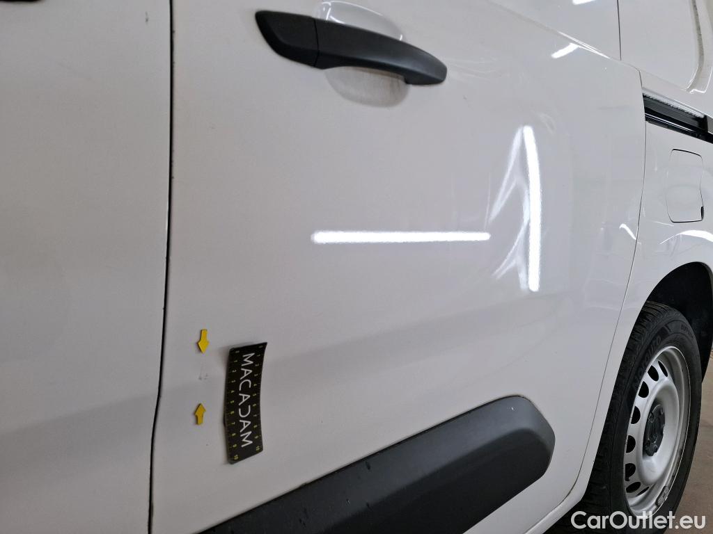  Citroen  Berlingo CITROEN  Van / 2018 / 4P / Fourgonnette M 650kg BlueHDi 130 S&S EAT8 Driver #10