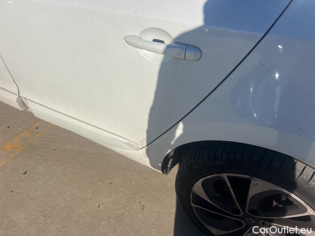  Renault  Megane RENAULT MÉGANE 5p 3G familiar Sp. Tou. Bose Energy dCi 130 S&S Euro 6 #4