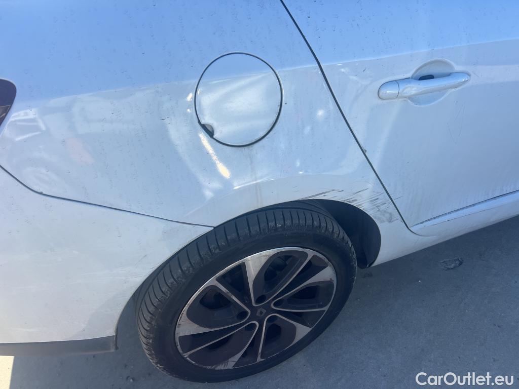  Renault  Megane RENAULT MÉGANE 5p 3G familiar Sp. Tou. Bose Energy dCi 130 S&S Euro 6 #6