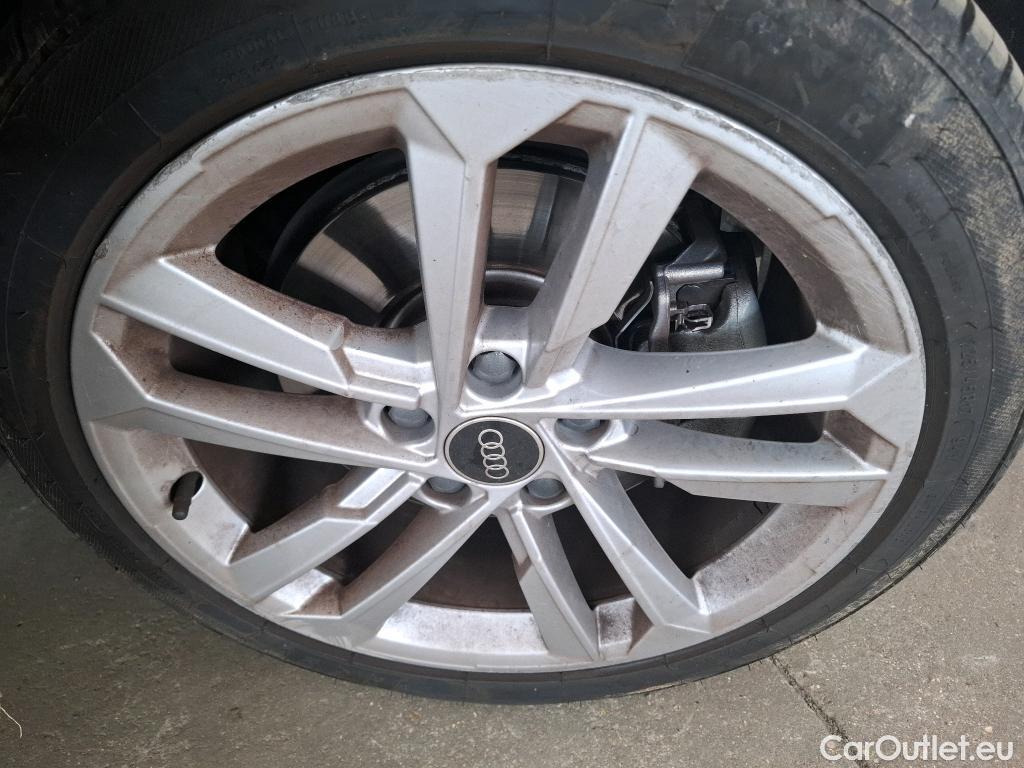  Audi  A3 AUDI  Sportback / 2020 / 5P / Berline 40 TFSI e 204 S Tronic Business Line #8