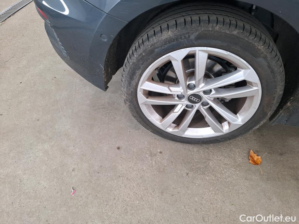  Audi  A3 AUDI  Sportback / 2020 / 5P / Berline 40 TFSI e 204 S Tronic Business Line #35