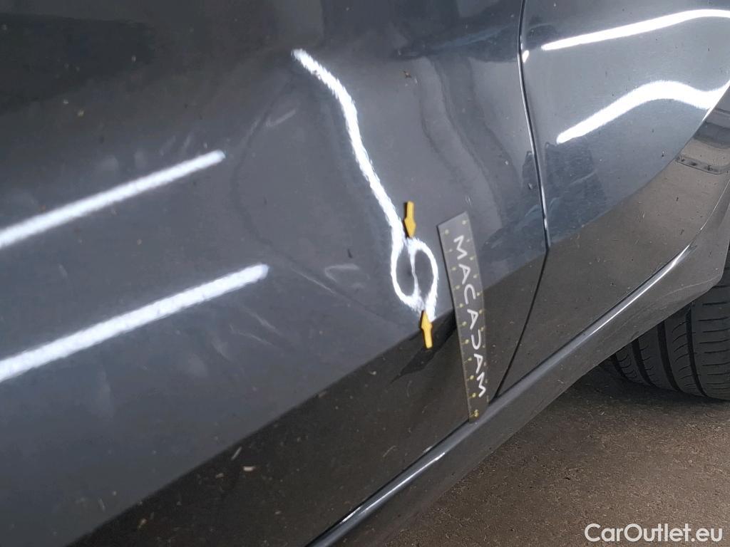  Audi  A3 AUDI  Sportback / 2020 / 5P / Berline 40 TFSI e 204 S Tronic Business Line #46