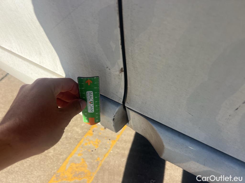  Renault  Megane RENAULT MÉGANE 5p 3G familiar Sp. Tou. Bose Energy dCi 130 S&S Euro 6 #25